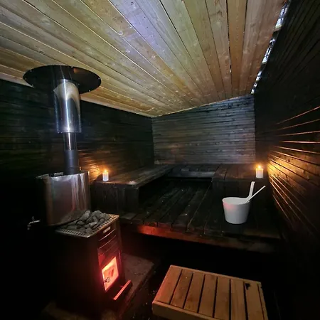 فيلة Drive & Arctic With Car, Sauna And Hot Tube